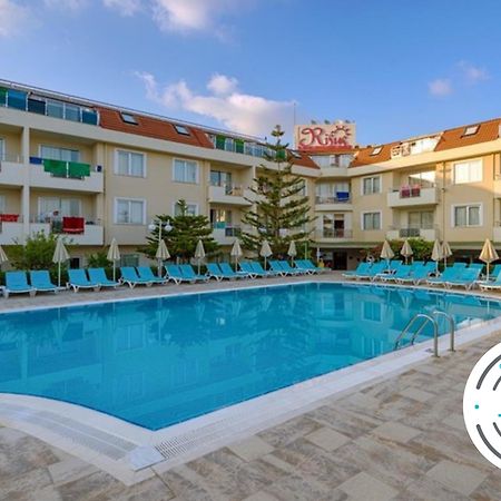 Risus Hotel סייד מראה חיצוני תמונה