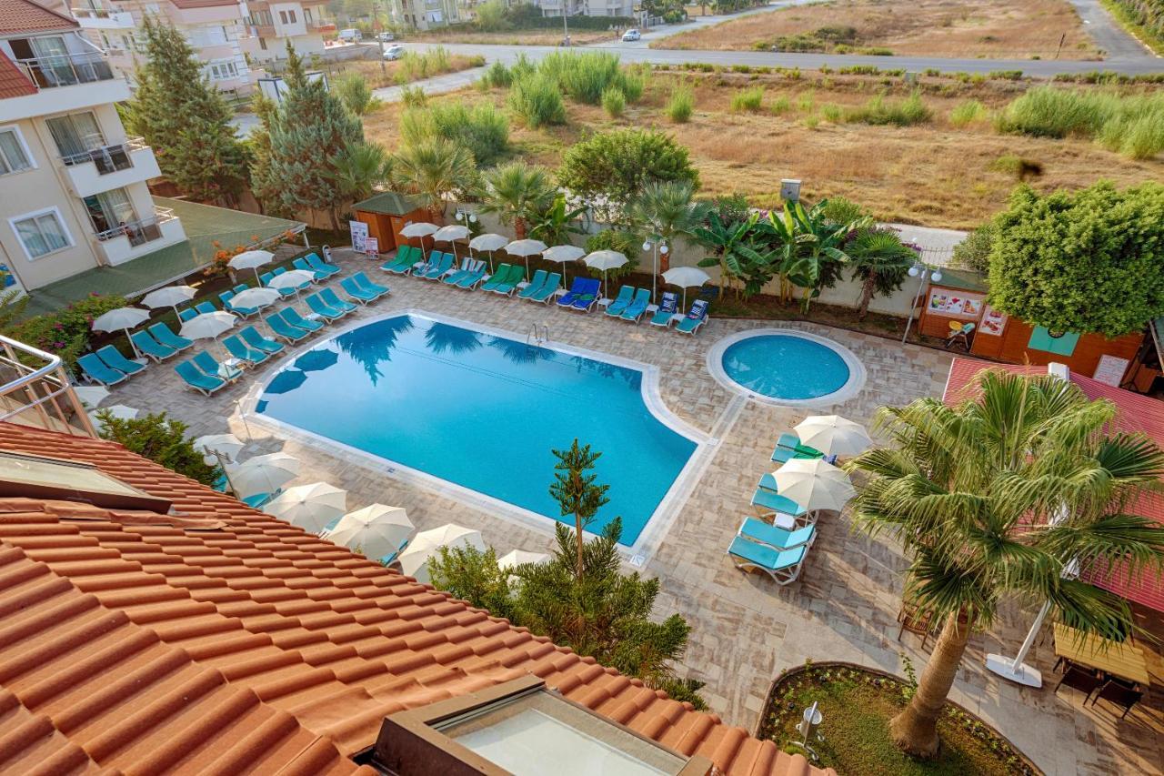 Risus Hotel סייד מראה חיצוני תמונה