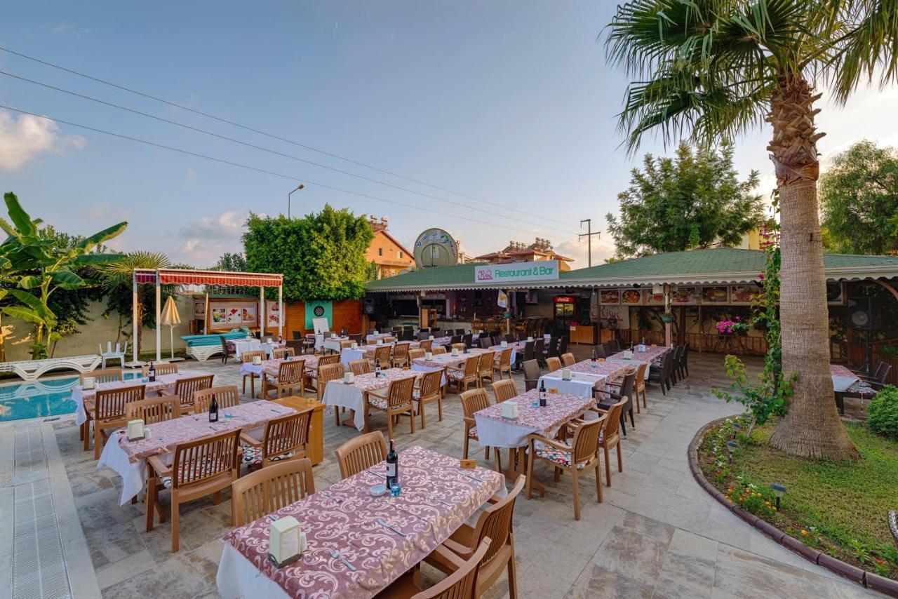 Risus Hotel סייד מראה חיצוני תמונה