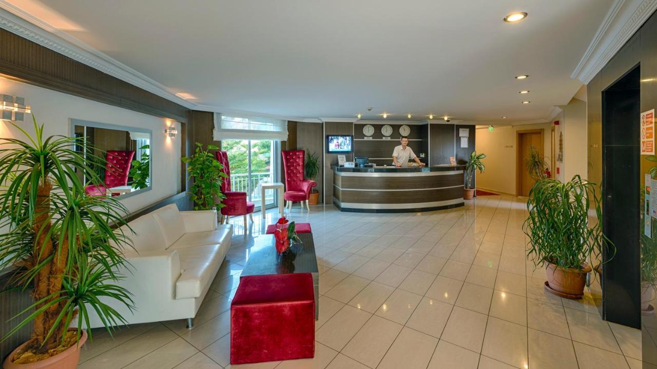 Risus Hotel סייד מראה חיצוני תמונה
