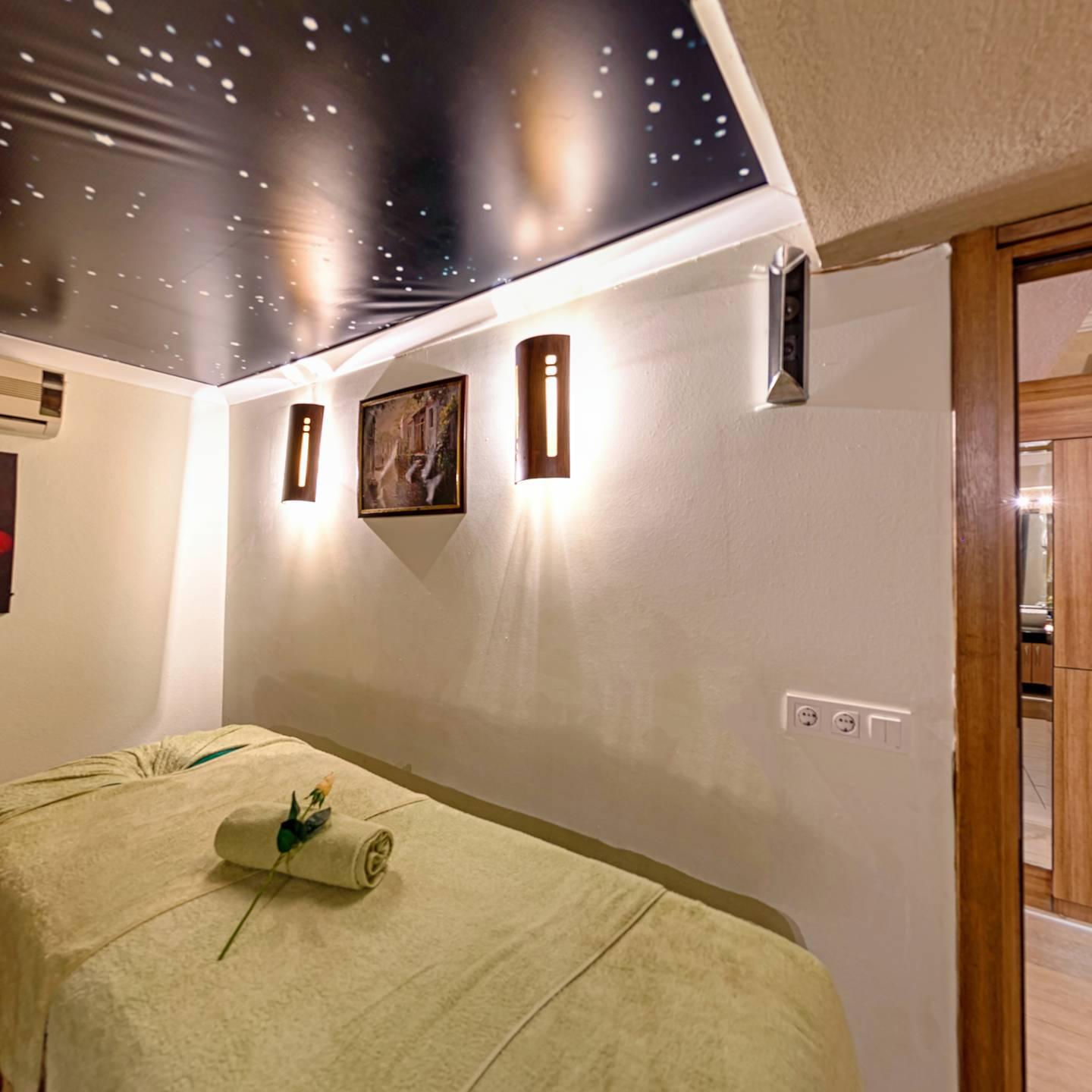Risus Hotel סייד מראה חיצוני תמונה